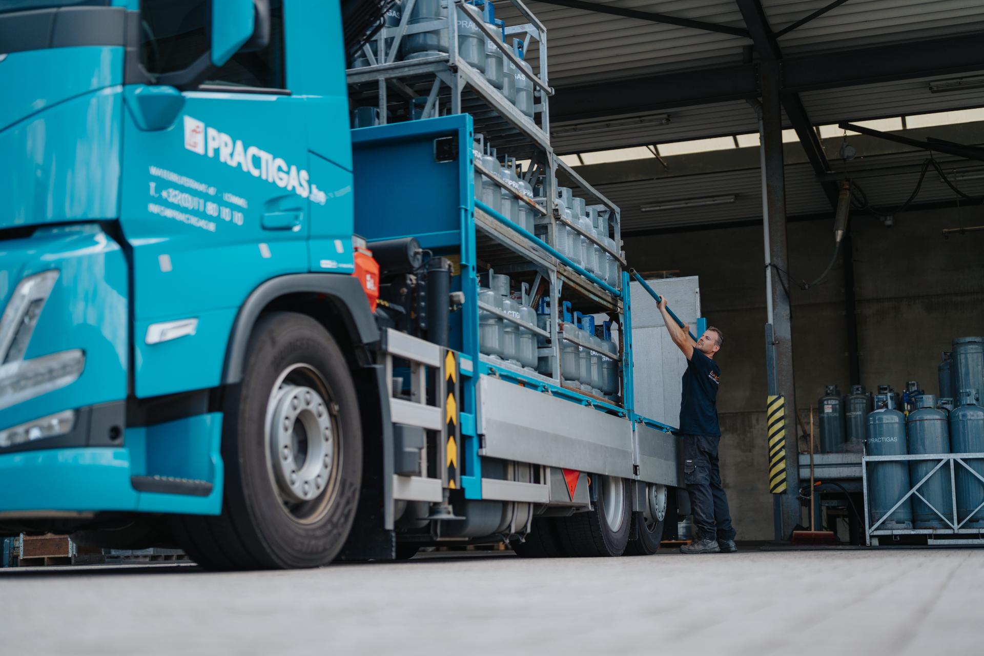 Practigas gasflessenlevering
